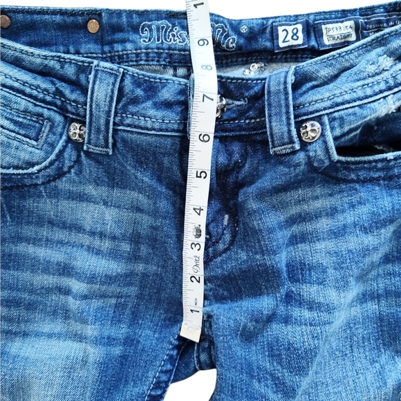 Miss Me Straight Leg Jeans - Picture 14 of 15